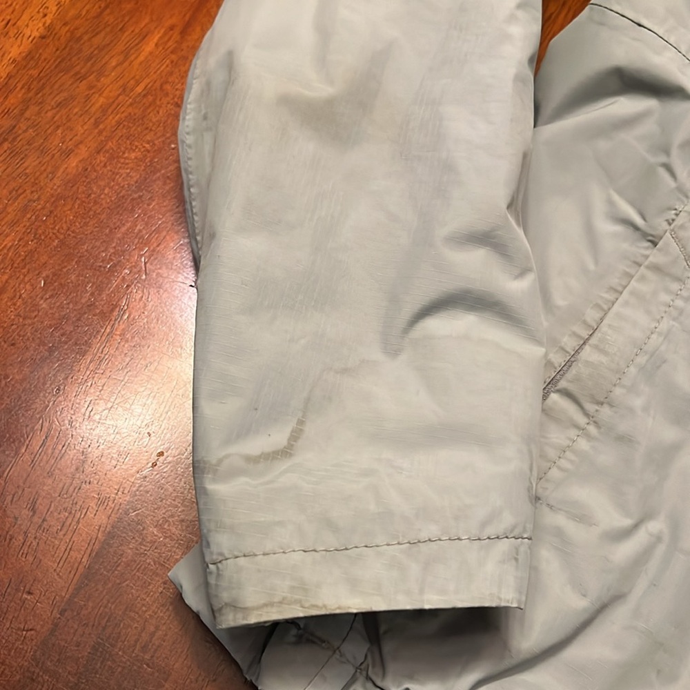 The North Face Women's Gray Hooded Jacket Raincoat Size Large - Picture 6 of 11